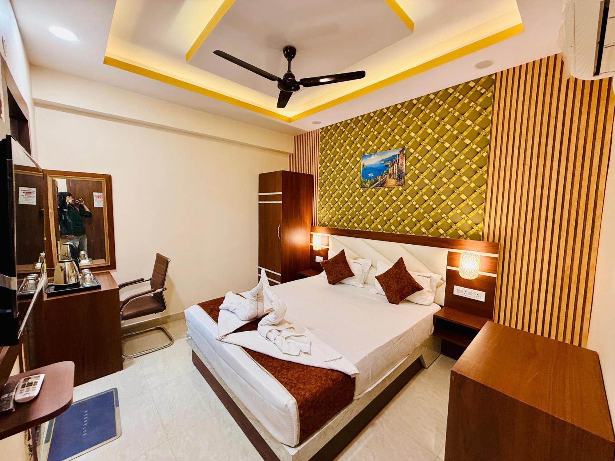 Hotel Golden Crystal パトナー 部屋 写真